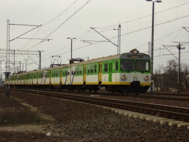 Zatrzymała pociąg... na stopa!