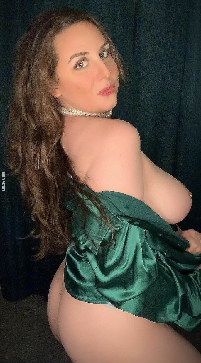 seksowna : Urocza MILF 146