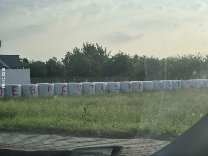 napis, reklama : Stawiszyn