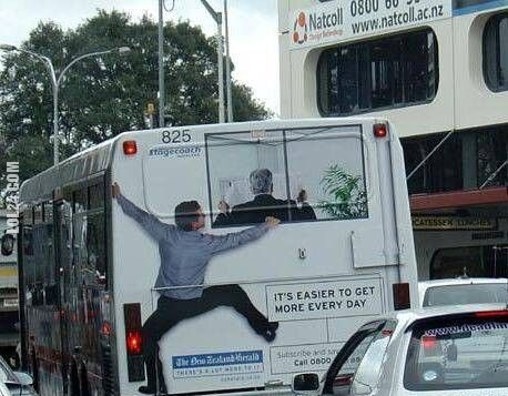 napis, reklama : reklama na autobusie