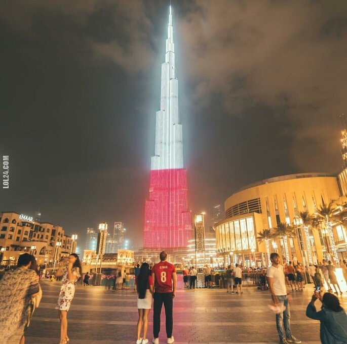 rzeźba, figurka : Burj Khalifa 11 listopada
