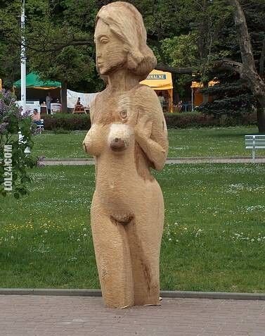 rzeźba, figurka : kobieta