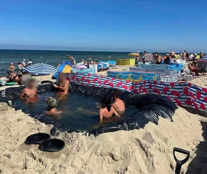 ciekawostka : Zrobili sobie basen na plaży - Władysławowo