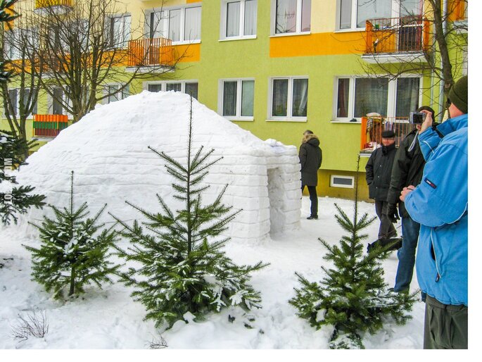 ciekawostka : Igloo na osiedlu Kormoran w Olsztynie