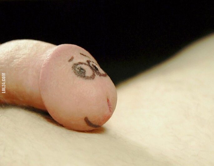 złudzenie : Wężyku, czy ty szukasz schronienia?