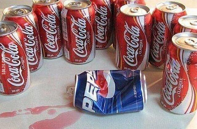 napis, reklama : Cola VS. PEPSI