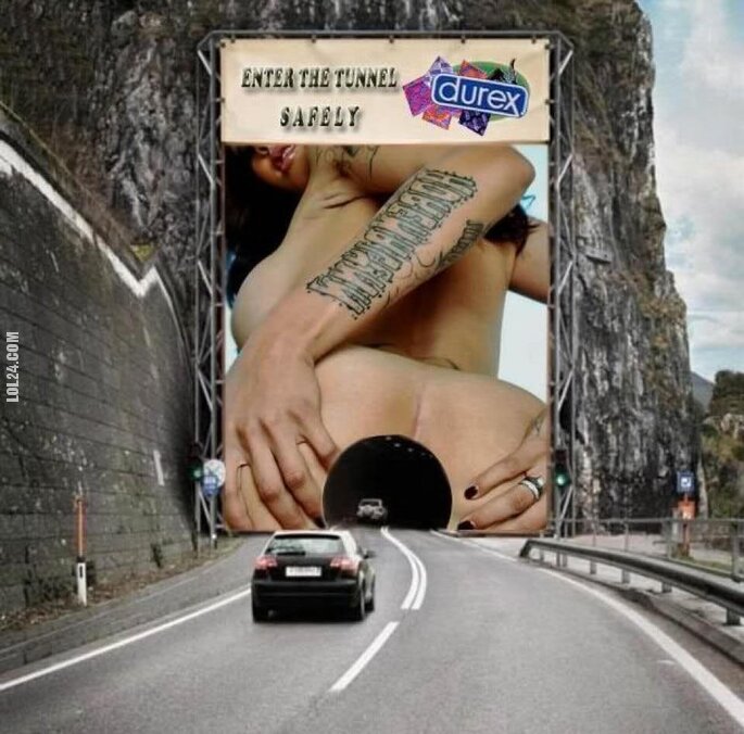 napis, reklama : Durex - Enter The Tunnel Safely