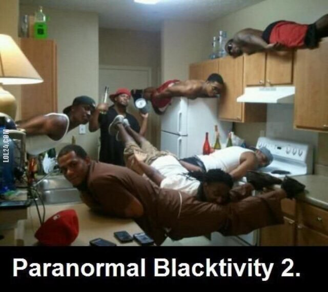inne : Paranormal Blacktivity 2