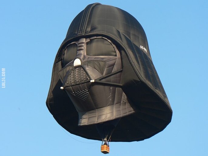 WOW : Balon Darth Vader