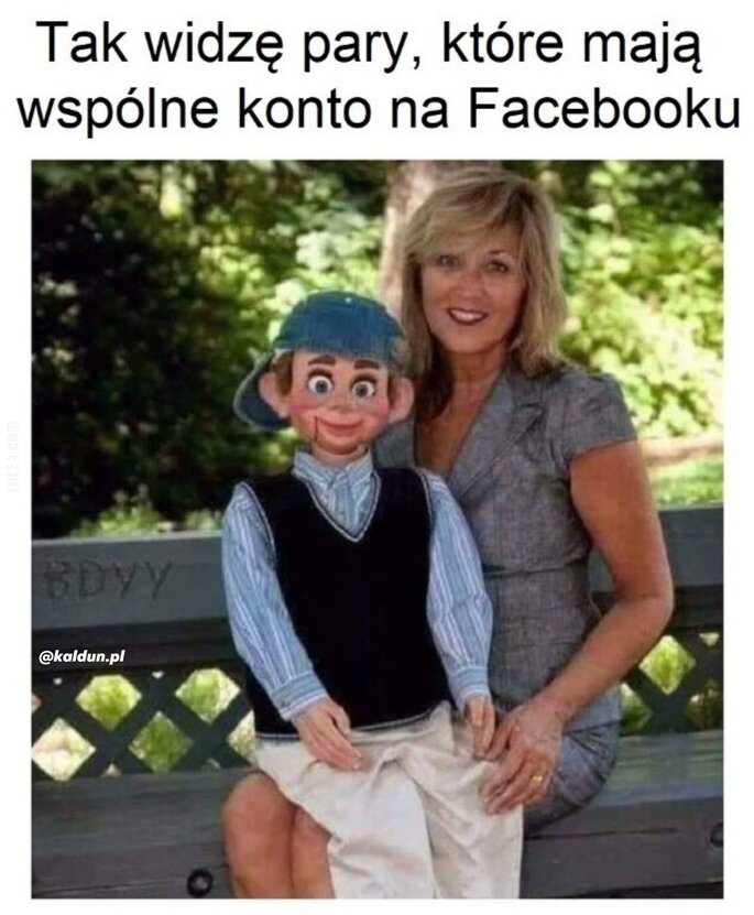 MEM : Wspólne konto na Facebooku