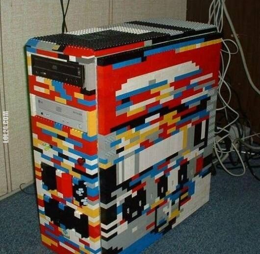 technologia : Obudowa komputerowa z klocków lego