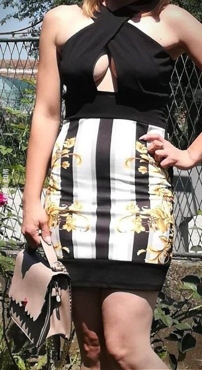 seksowna : No niby fajne to wdzianko...