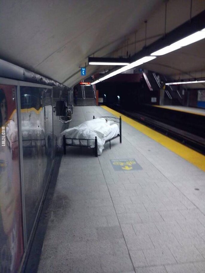 inne : Łóżko w metrze?!