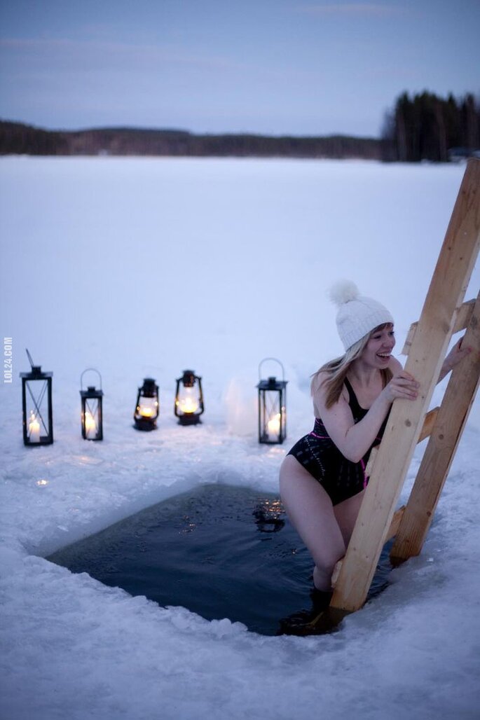 kobieta : Winter in Finland