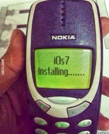 technologia : Nokia 3310 iOS 7 Installing...