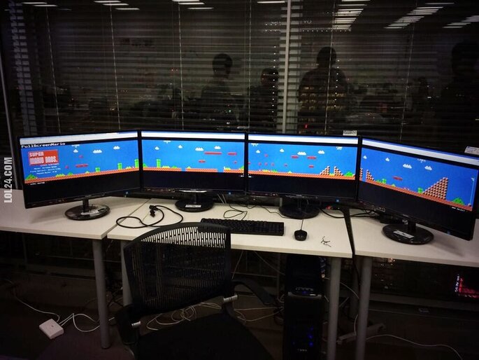technologia : Mario na 4 monitorach