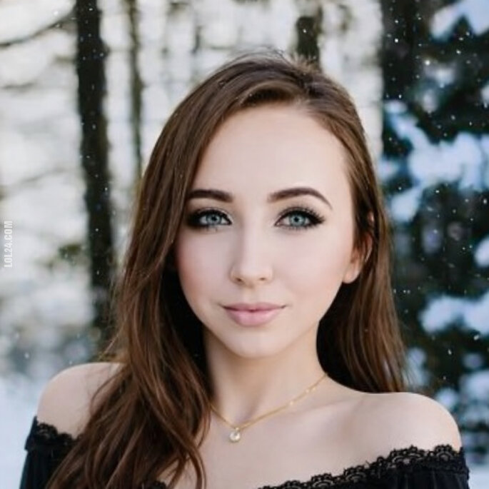 urocza, słodka : W świecie AI 332