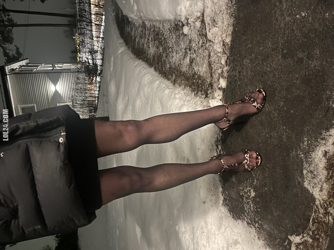 seksowna : Sara i zima