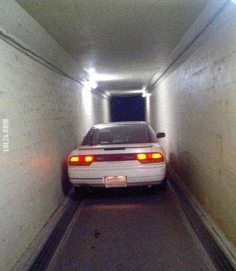 motoryzacja : w tunelu