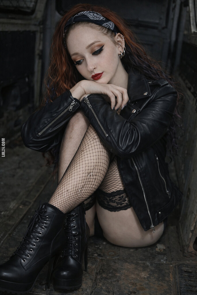 seksowna : W świecie AI 362