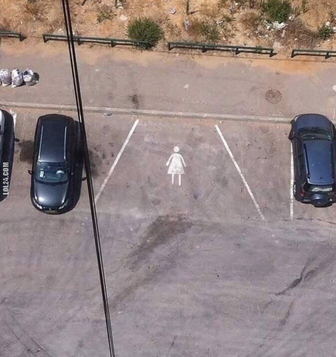 kobieta : Miejsce parkingowe dla kobiet