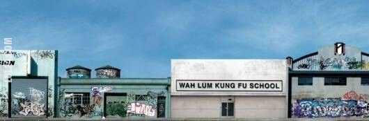 napis, reklama : WAH LUM KUNG FU SCHOOL