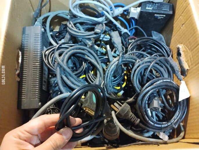 technologia : Chłopaki! Dzisiaj użyłem kabla z kabli!