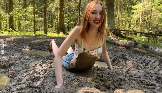 kobieta : Błotko 8
