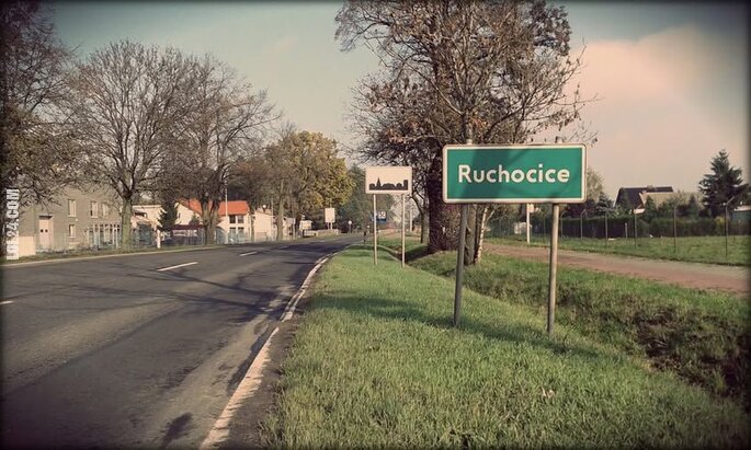 napis, reklama : Ruchocice