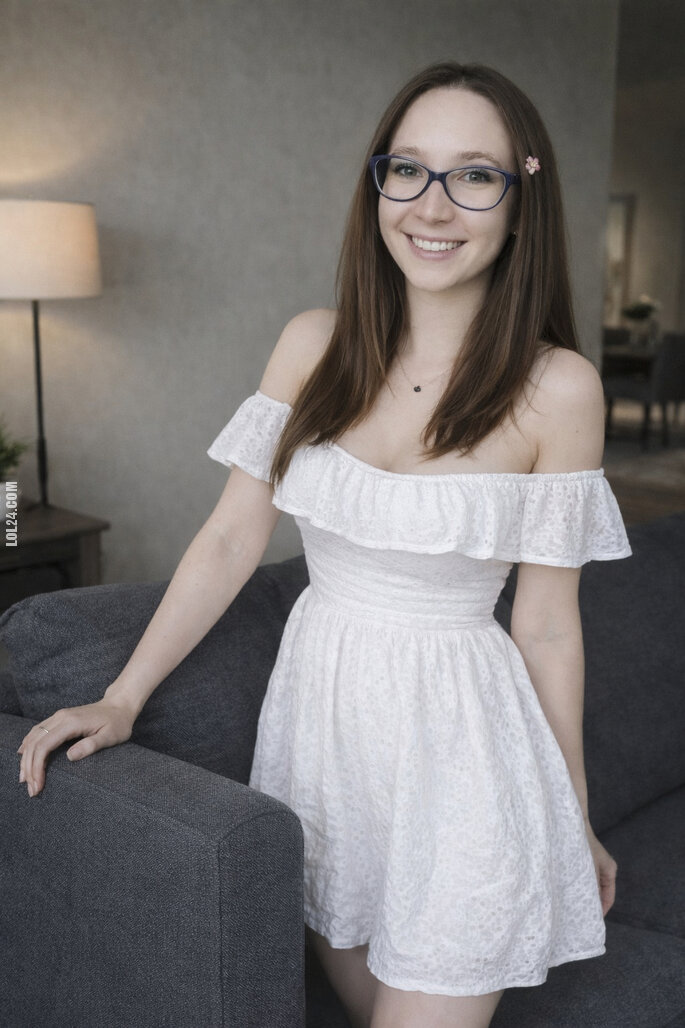 urocza, słodka : W świecie AI 380