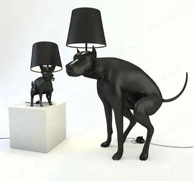 rzeźba, figurka : Dziwne te lampy