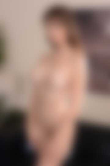 Urocza MILF 358