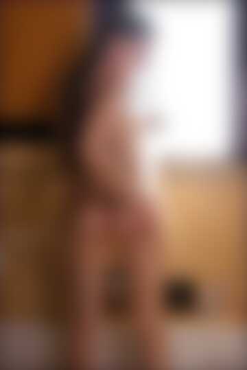 Jędrna dupa pod prysznicem