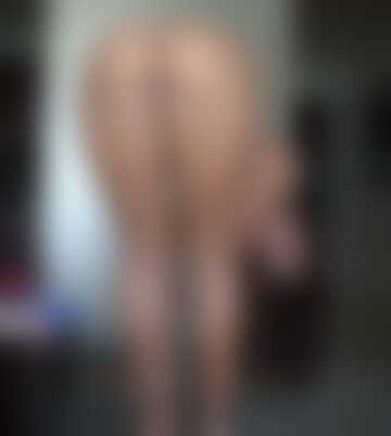 Piękne długie nogi i jędrne pośladki