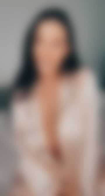 Całkowicie posłuszne suczki 19