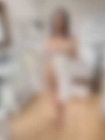 Super hot milf ♥️24