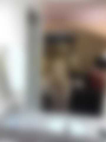 Selfie przed lustrem 143