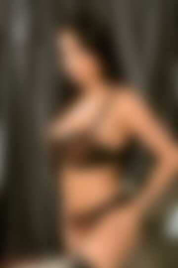 Urocza MILF 327