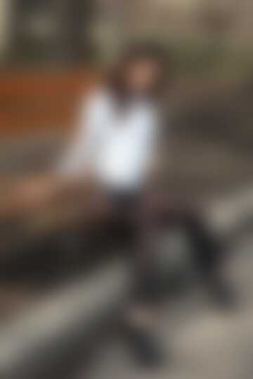 Arnella Artofgloss na ławce