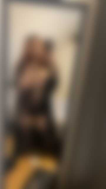 Selfie przed lustrem 146