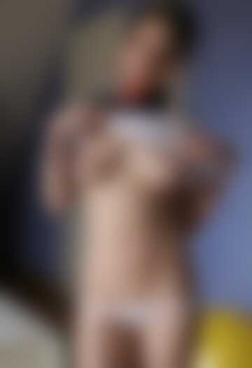 Młoda i niegrzeczna 24