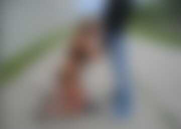 Przegrała zakład i zrobiła mu loda