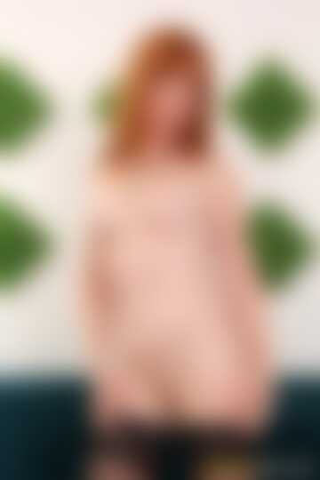Urocza MILF 362