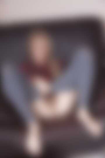 Młoda i niegrzeczna 19