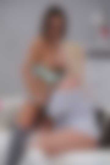 Piersi Kochają Być Pieszczone #35