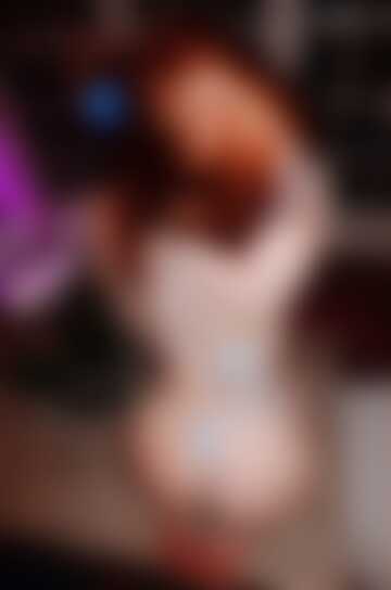 Śliczna ruda panienka