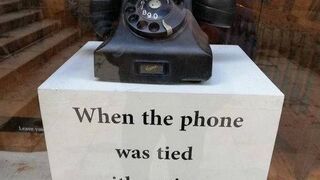 Telefon dawniej.