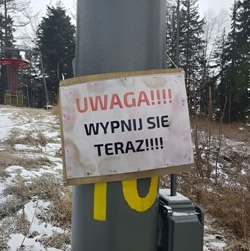 Tymczasem na wyciągu narciarskim