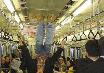 gimnastyka w metrze