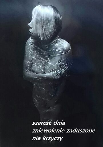 Haiga moja a kobieta fotografa